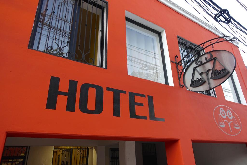 Hotel Aries Y Libra Mérida Exterior photo