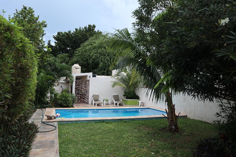 Hotel Aries Y Libra Mérida Exterior photo